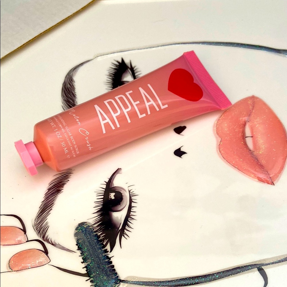 🆕 Melon crush body scrub 30ml